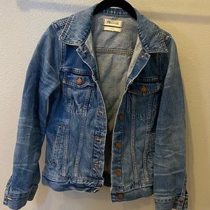 Madewell jean jacket, great condition